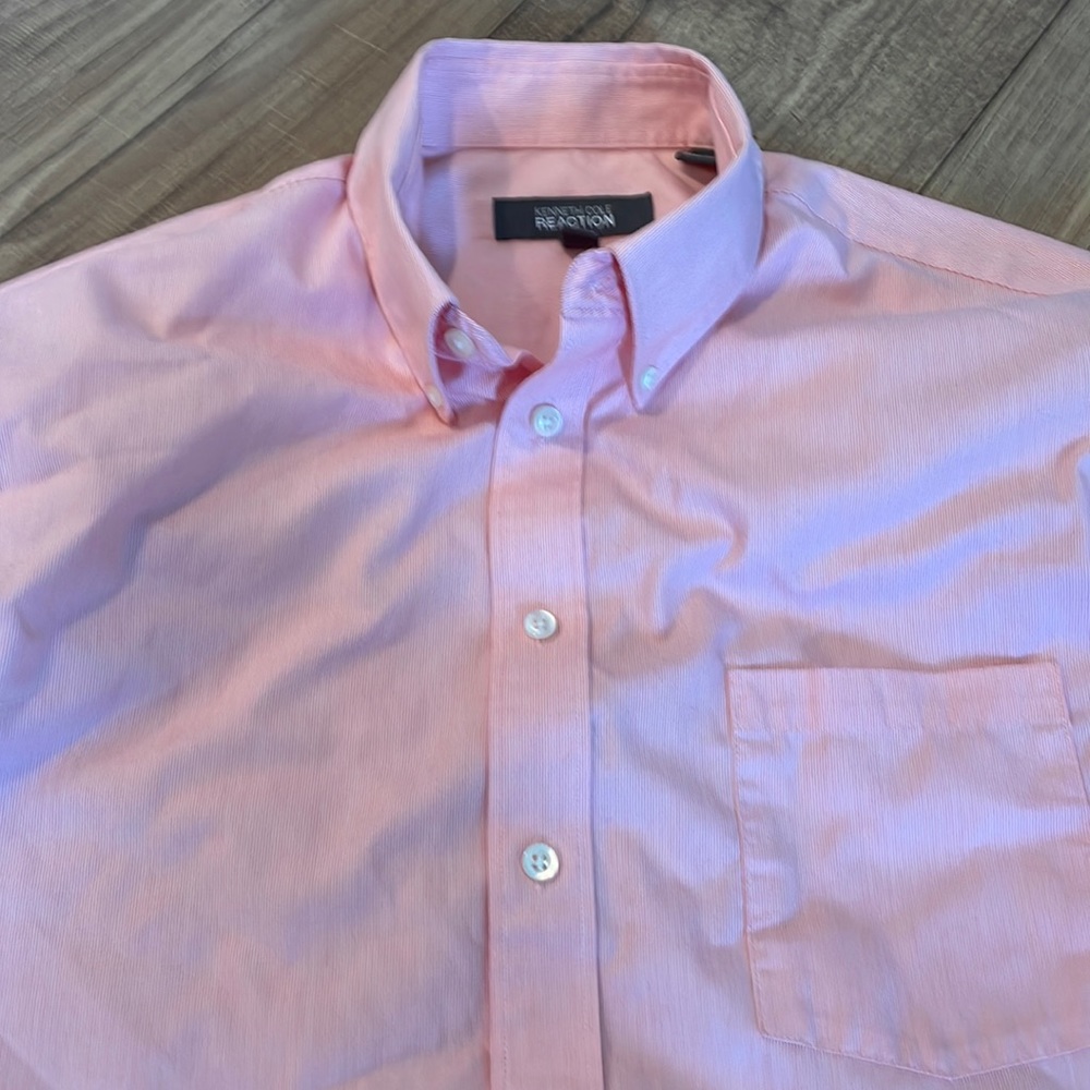 Kenneth Cole Reaction long sleeve men’s button up.